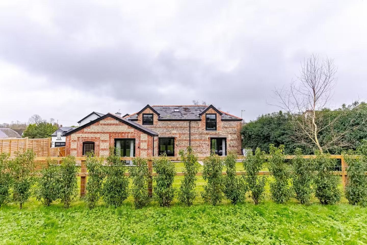 The Old Coach House - Hot Tub - Dorset Βίλα Pimperne Εξωτερικό φωτογραφία